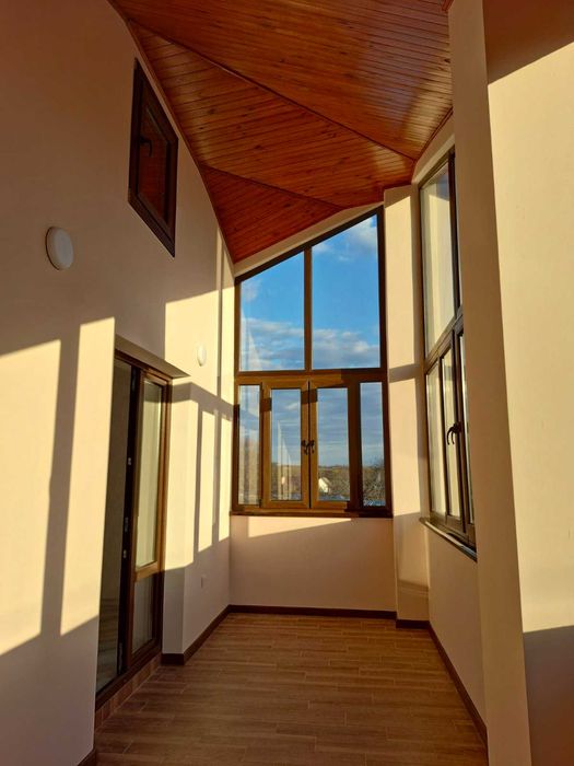 Продається сучасний  будинок з ремонтом 2025 року