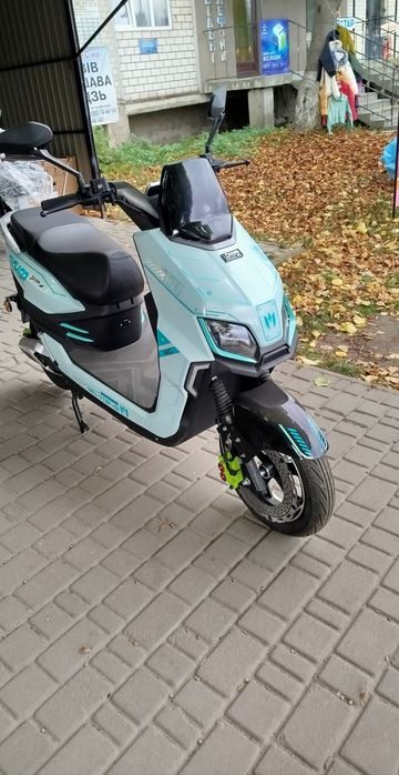 Продається електроскутер 35 тисяч гривень