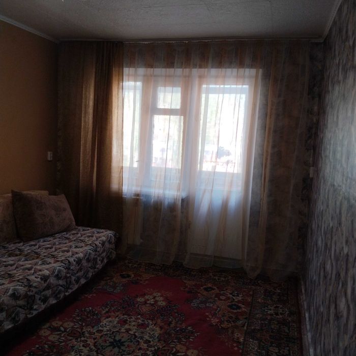 Сдаю 2-х кімнатну на Соцмісті на довготривалий  строк з технікою.