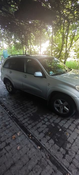 Toyota Rav4 кожен день на ходу