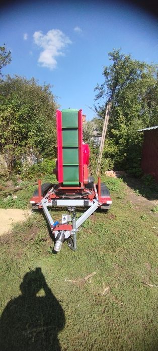 Продам ПОДРІБНЮВАЧ ГІЛОК Всі питання по телефону