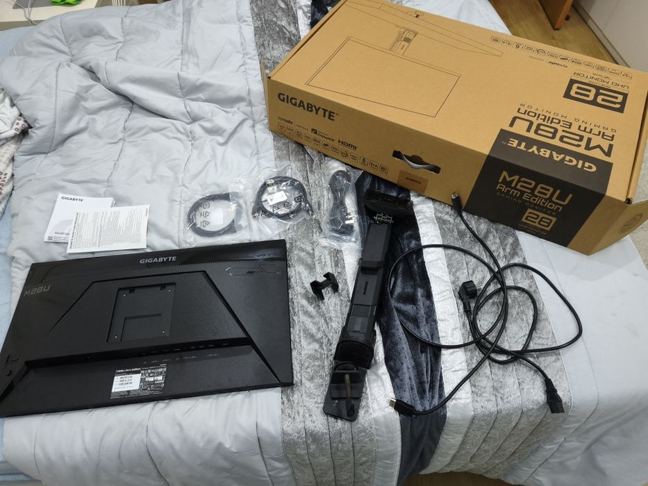 Monitor 28 polegadas gigabyte arm edition ( com garantia)