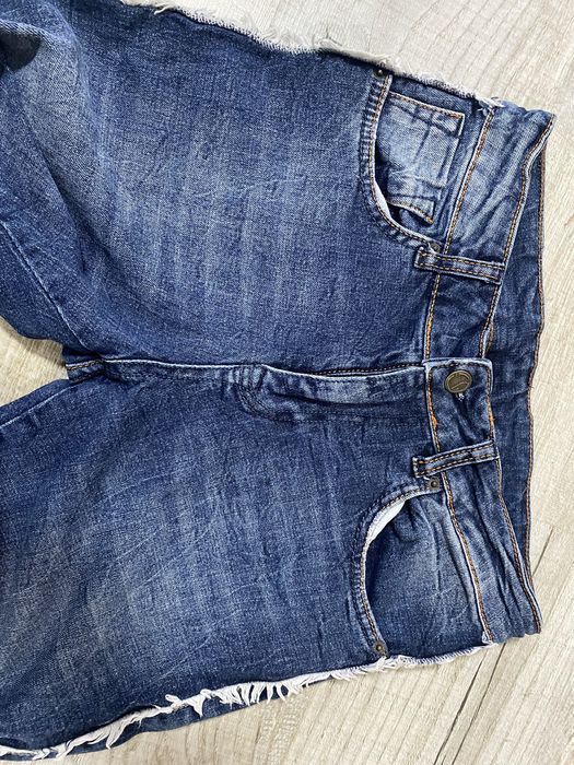 Жіночі джинсові штани з лампасами