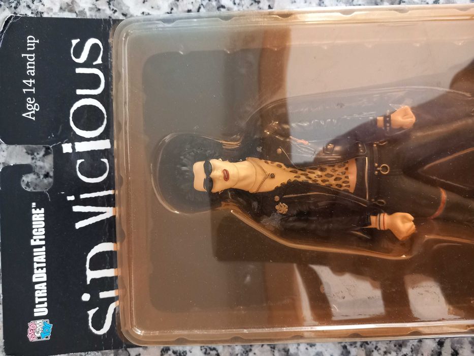 Boneco Sid Vicious Sex Pistols Ultra Detail