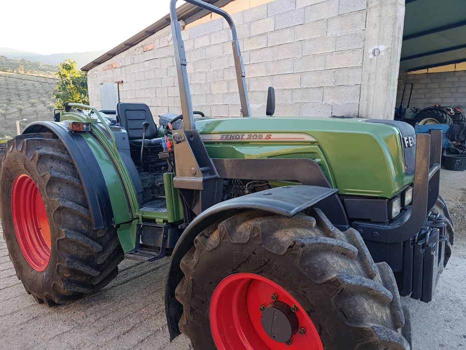 Trator Fendt 209 S