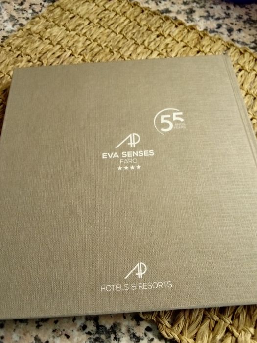 Livro sobre o Hotel Eva, 55 anos