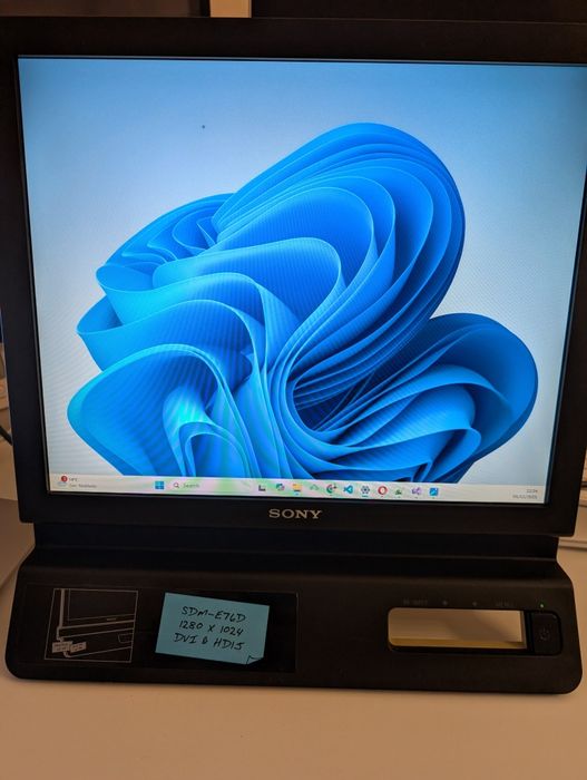 Dois monitores Sony