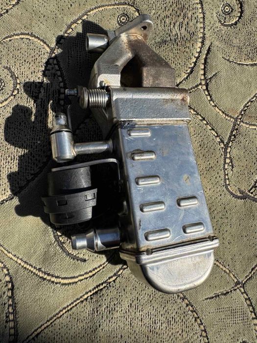 Редуктор ( радіатор) єгр продам