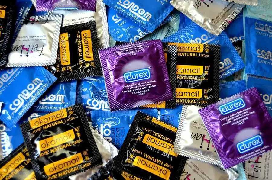Презервативы durex Дюрекс классические до 2029, 50 шт (Презервативи)
