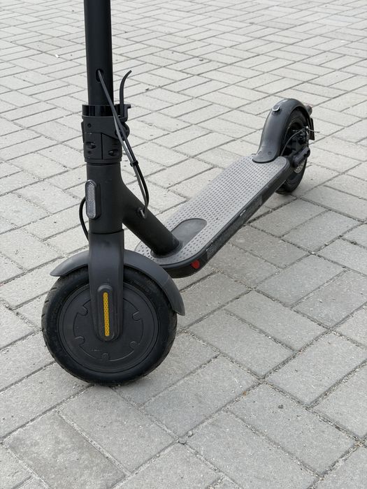 Електросамокат Xiaomi Mi Electric Scooter 1S