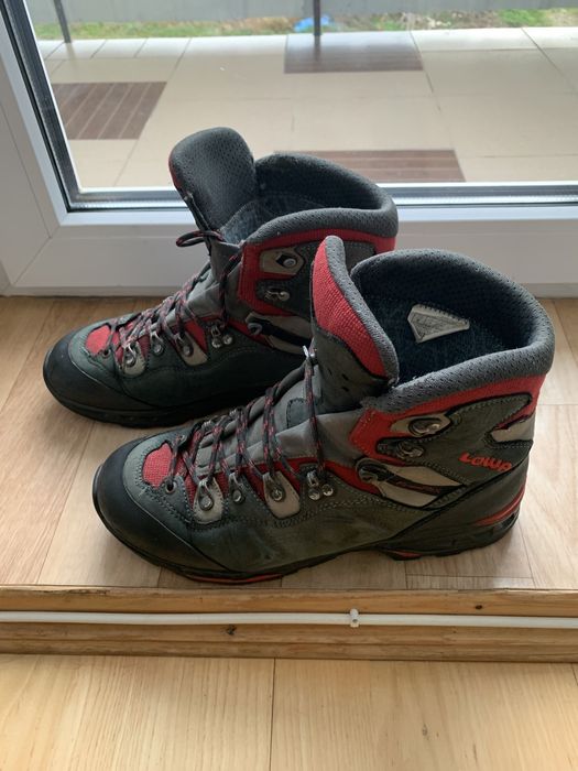 LOWA / трекінгові черевики