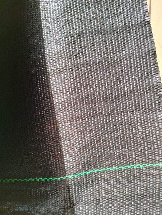 Agrotkanina 2,1m x 100m, 100g/m2 czarna