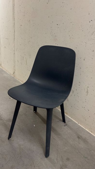 Krzesło IKEA ODGER antracyt