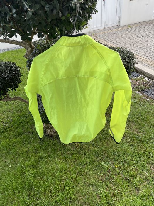 Capa de chuva verde
