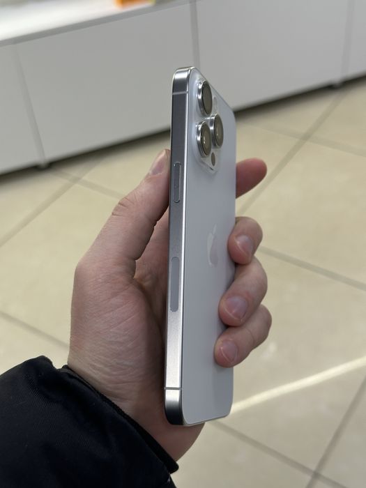 Apple iPhone 15 Pro Max 256gb white Айфон 15 Про Макс 256 білий