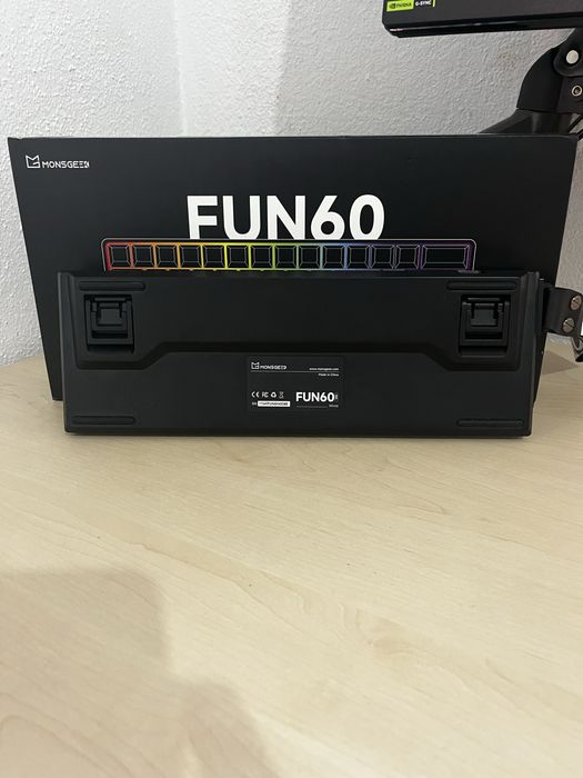 Teclado Magnético Moonsgeek Fun 60 Pro Customizado