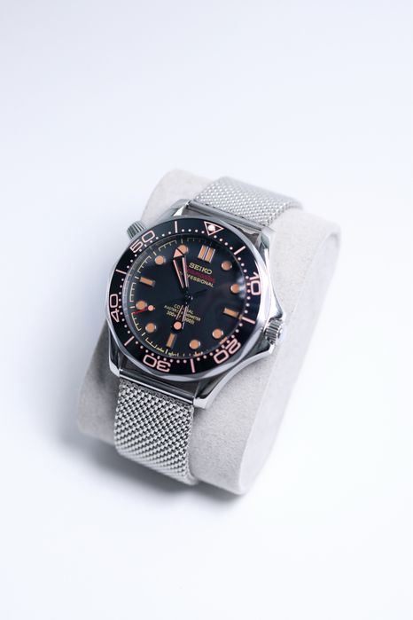 Zegarek Custom Mod Seamaster Black Orange 007 Seiko Mod