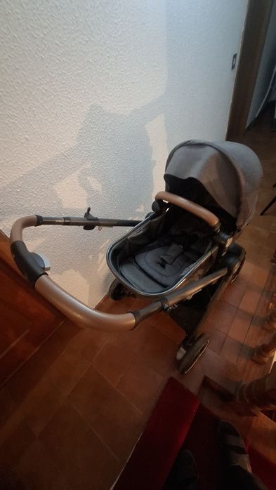 Carrinho bebé confort