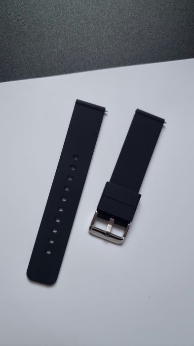 Bransoleta unisex ULLCHRO z gumy ze stalowym zapięciem w kolorze srebr