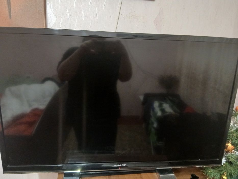 Телевизор SHARP б/у