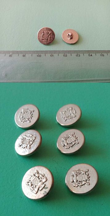 Guziki z herbem zestaw