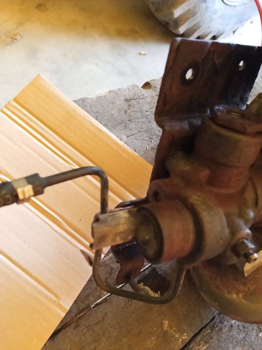 Rozdzielacz zawor zawieszenia hydraulicznego tył citroen C5 x7 III