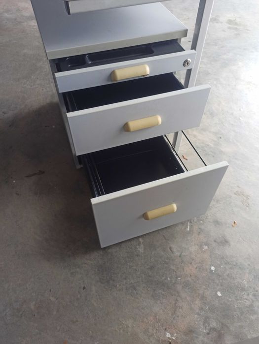 Mobilioario de escritório