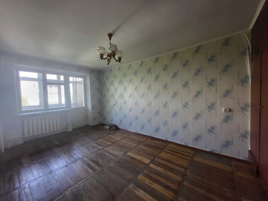 Простора 3-кімнатна квартира в м. Луцьку!!!