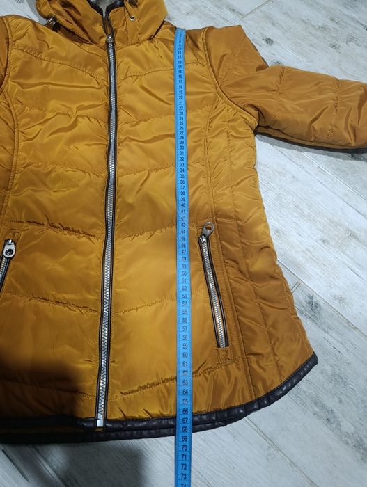 Куртка жіноча демісезонна