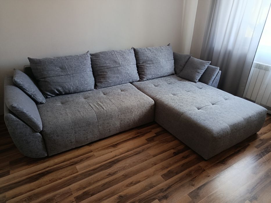 Sprzedam duży szary narożnik