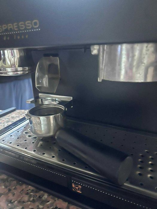 Maquina cafe com moinho