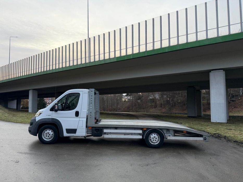Fiat ducato 2.3  pomoc drogowa autolaweta led nawi