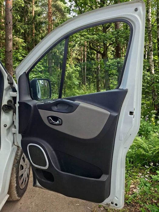 Renault Trafic, pierwszy właściciel, OC ważne do: 17.04.2027r.
