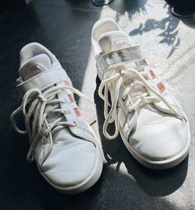 Кросівки для дівчинка Adidas