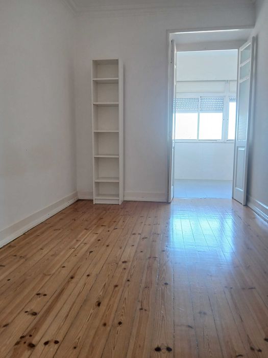 T2 Bairro das Novas Nações - Lisboa - €1.300,00/mês
