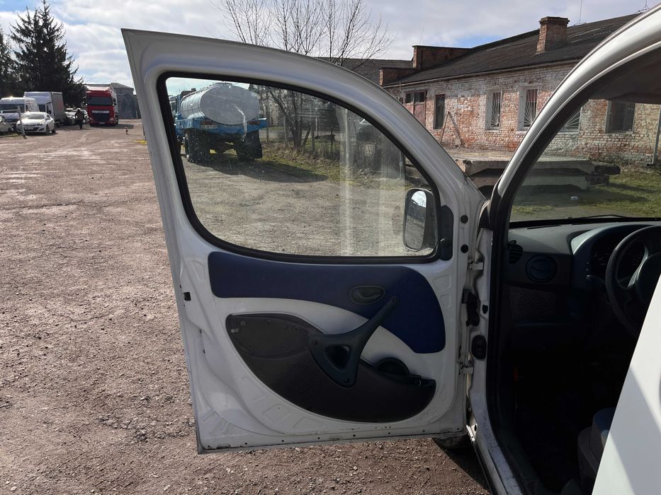 Fiat Doblo 2004 1.6 Газ-Бензин
