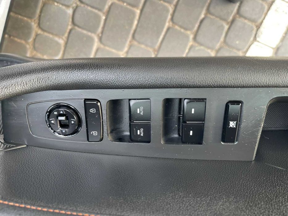 Hyundai Sonata 2015 2.0 турбо бензин