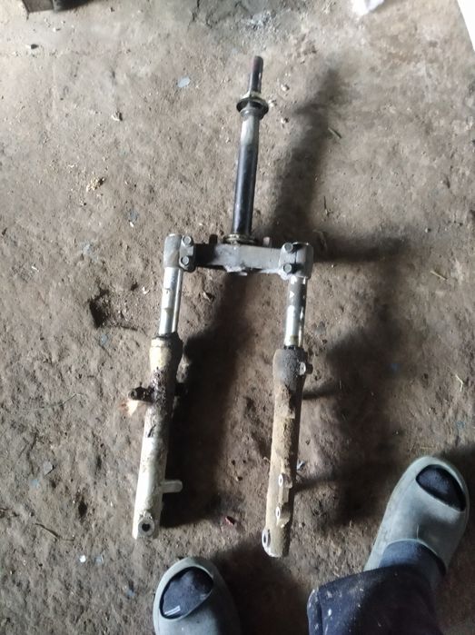 Продам мотор альфа 100кубіків  і є ще мотор від скутера 150тоже звоніт