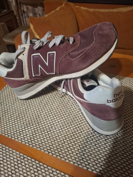 Кросівки New Balance 574, розмір 43, в чудовому стані як на фото, устілка 28 см , оригінал
