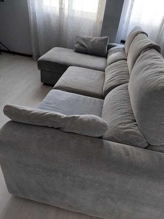 Vende-se Sofá 3 lugares c/ chaise lounge (Ikea- Eskilstuna) 250 €