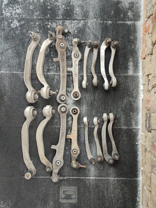 Ричаги передні Ауді А6 С6 важелі Ауді А4 В7 правий лівий ричаг передни