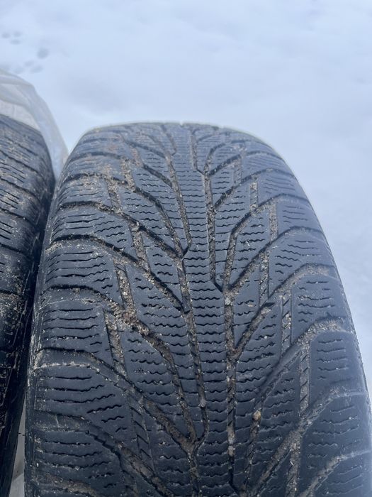 Зимові покришки 205/55/16