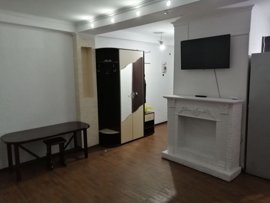 Канів. 2кімн. студія, 5 спальних місць 2+2+1