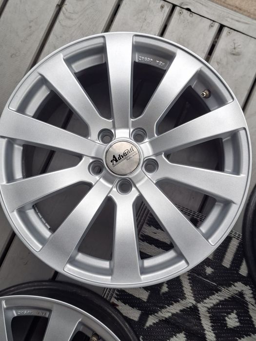Alufelgi Advanti racing  17cali rozstaw 5x108 ford