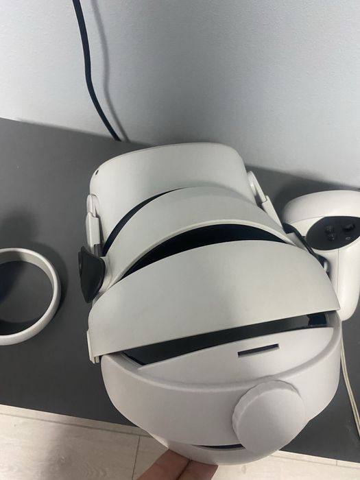 Oculus meta quest 2 reszta w opisie.