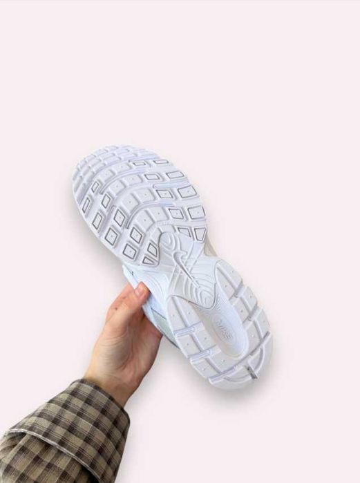 Кроссовки Nike V5 RNR White Metallic, кроссовки Найк, наложка