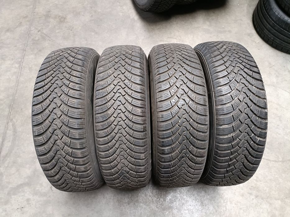 21r, Opony zimowe Falken EuroWinter HS01 SUV 215/70R16 100H