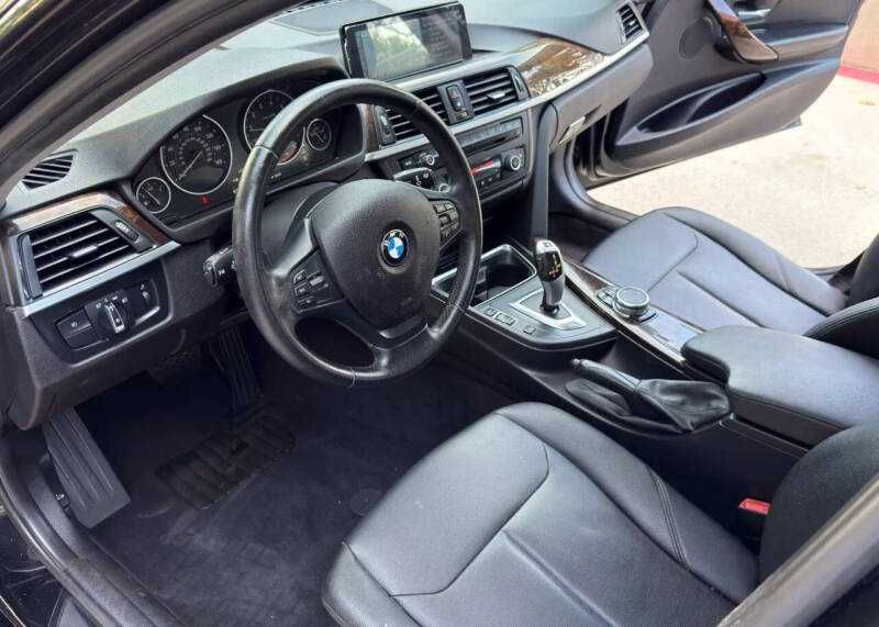 2015 BMW 3 Series 320i