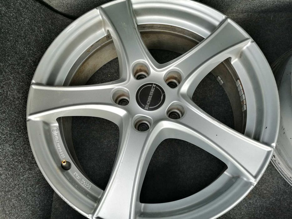 4 Koła Aluminiowe Vw Passat/Superb .