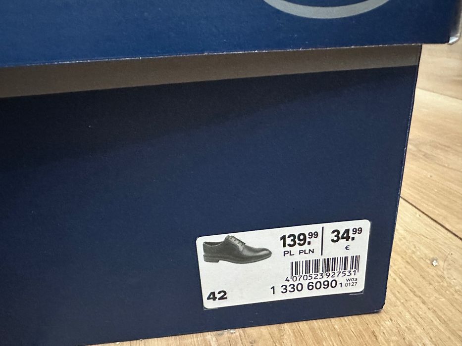 Buty do garnituru